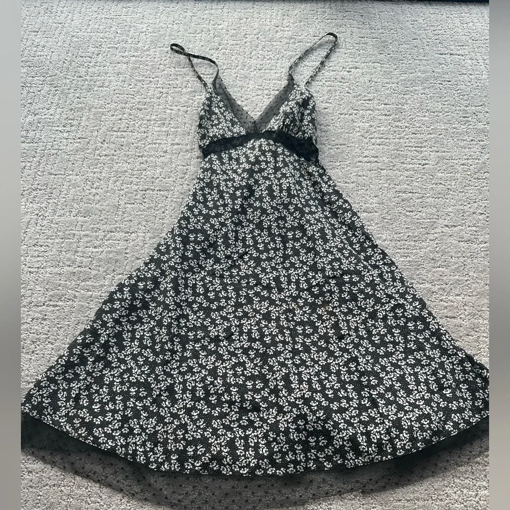 Floral Black and White Women's Dress - Picture 1 of 4
